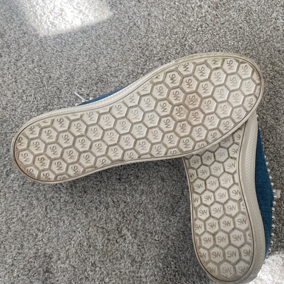 Stuart Weitzman Ollie Mini Pearly Sneakers - Picture 5 of 5